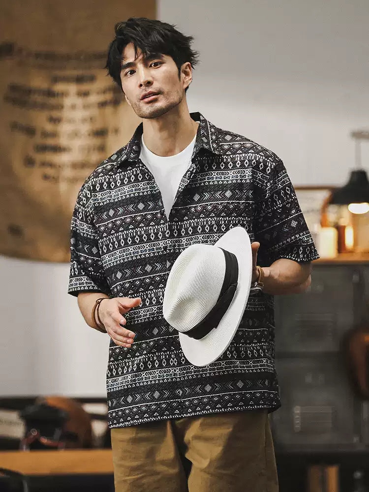 Hawaiian-style Geometric Print Seersucker Shirt