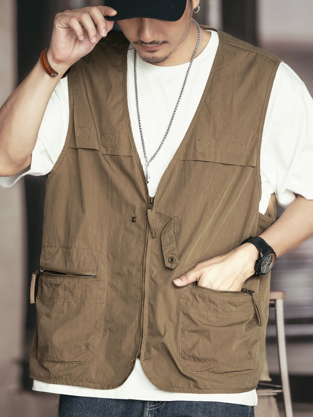 Outdoor Multi-Pocket V-Neck Zip Workwear Vest
