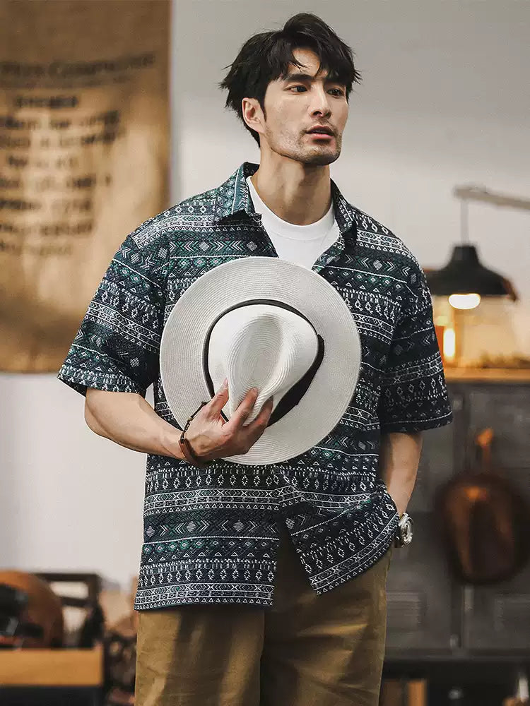 Hawaiian-style Geometric Print Seersucker Shirt